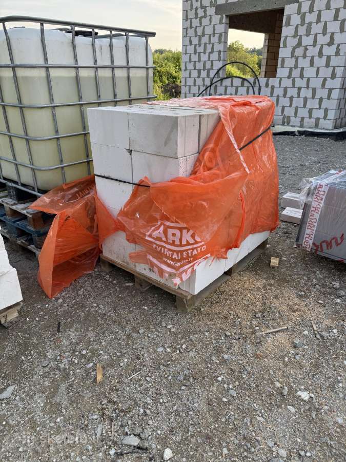Sijos ir blokeliai - nuotraukos Nr. 3