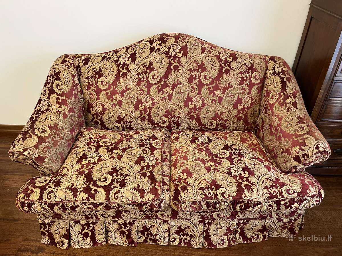 Klasikinė dvivietė sofa, bordo ir aukso spalvų - nuotraukos Nr. 2