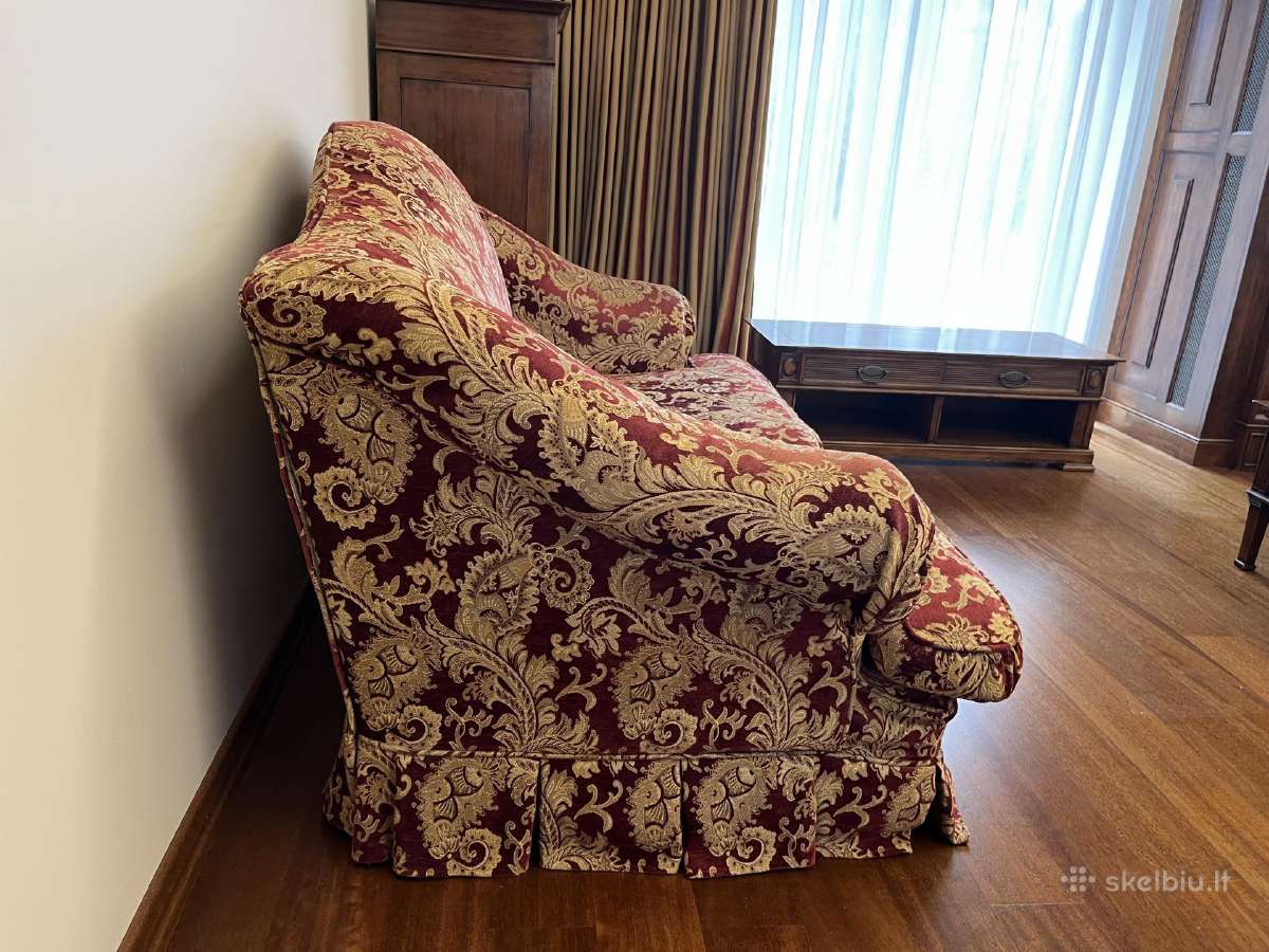 Klasikinė dvivietė sofa, bordo ir aukso spalvų - nuotraukos Nr. 4