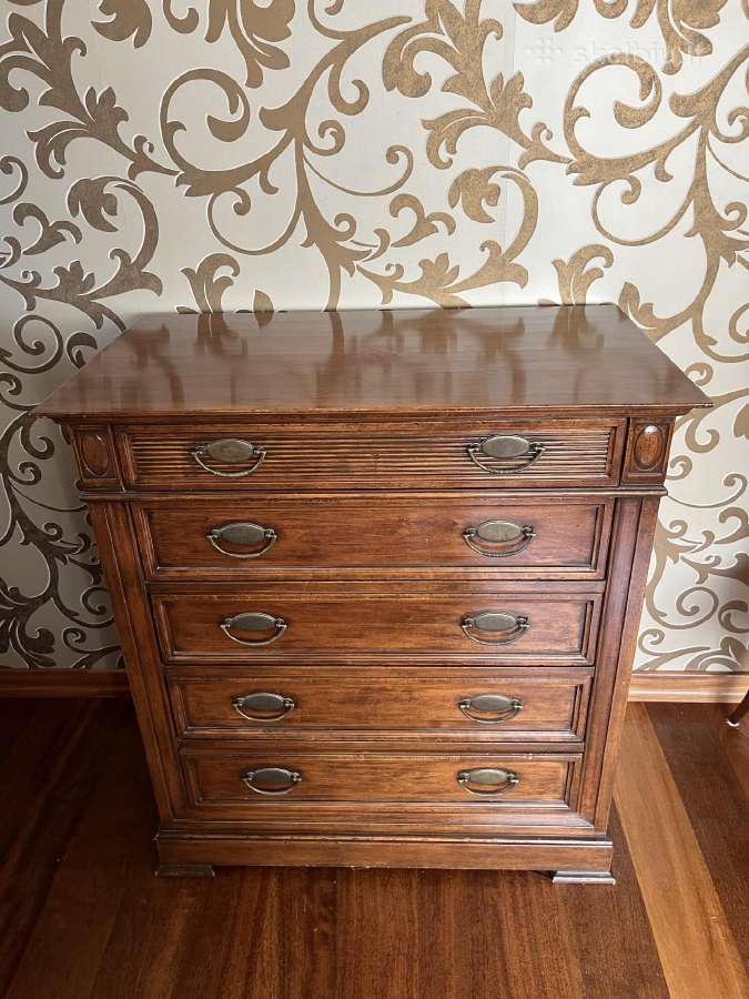 Klasikinė riešutmedžio komoda, Faber Mobili - nuotraukos Nr. 2
