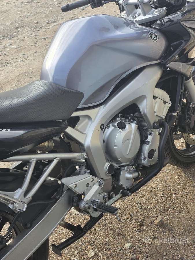 Motociklas yamaha - nuotraukos Nr. 3