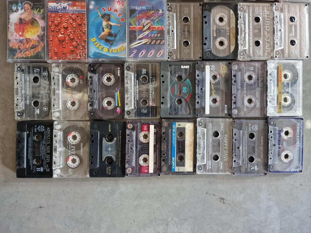 Vintage audio kasečių kolekcija įrašai 48x - nuotraukos Nr. 2