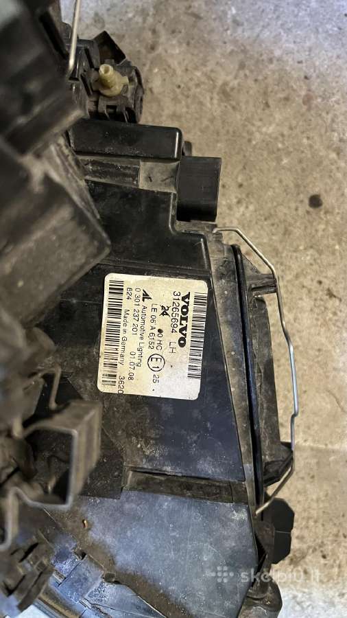Volvo 2008 V50 S40 priekiniai žibintai - nuotraukos Nr. 2