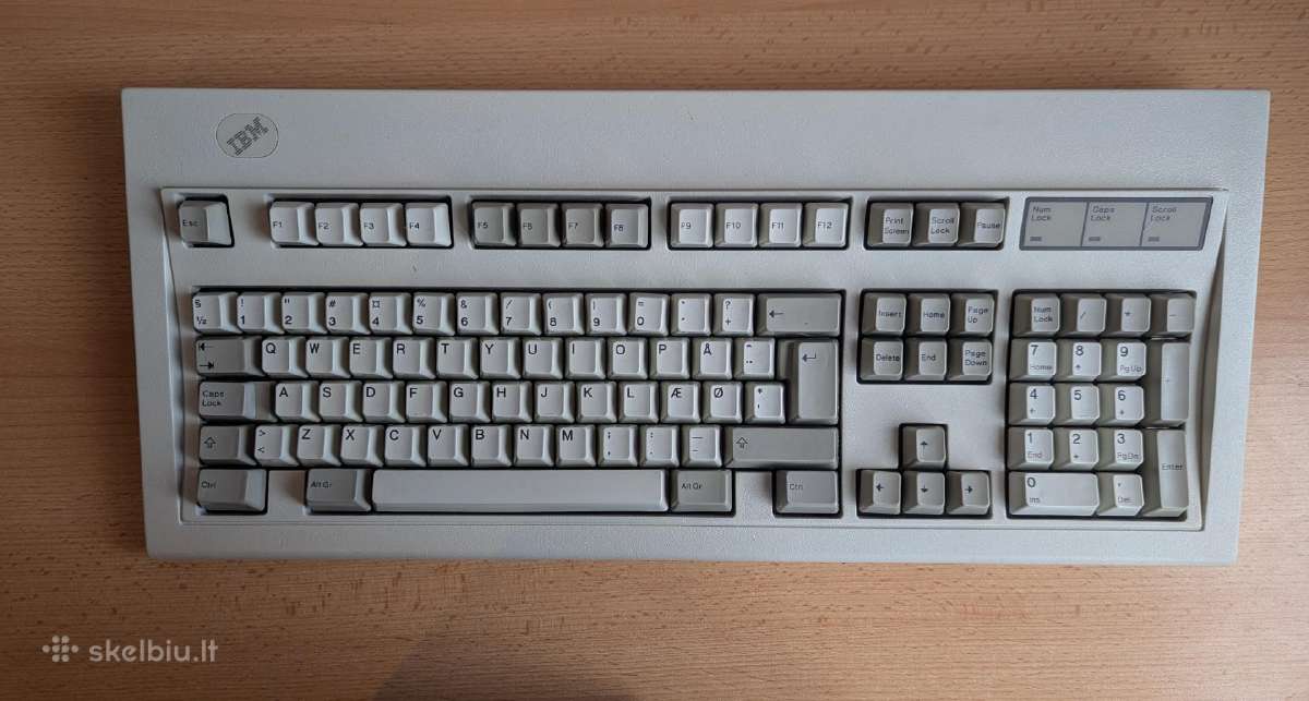 Ibm Model M mechaninė klaviatūra (1989 m) - nuotraukos Nr. 2