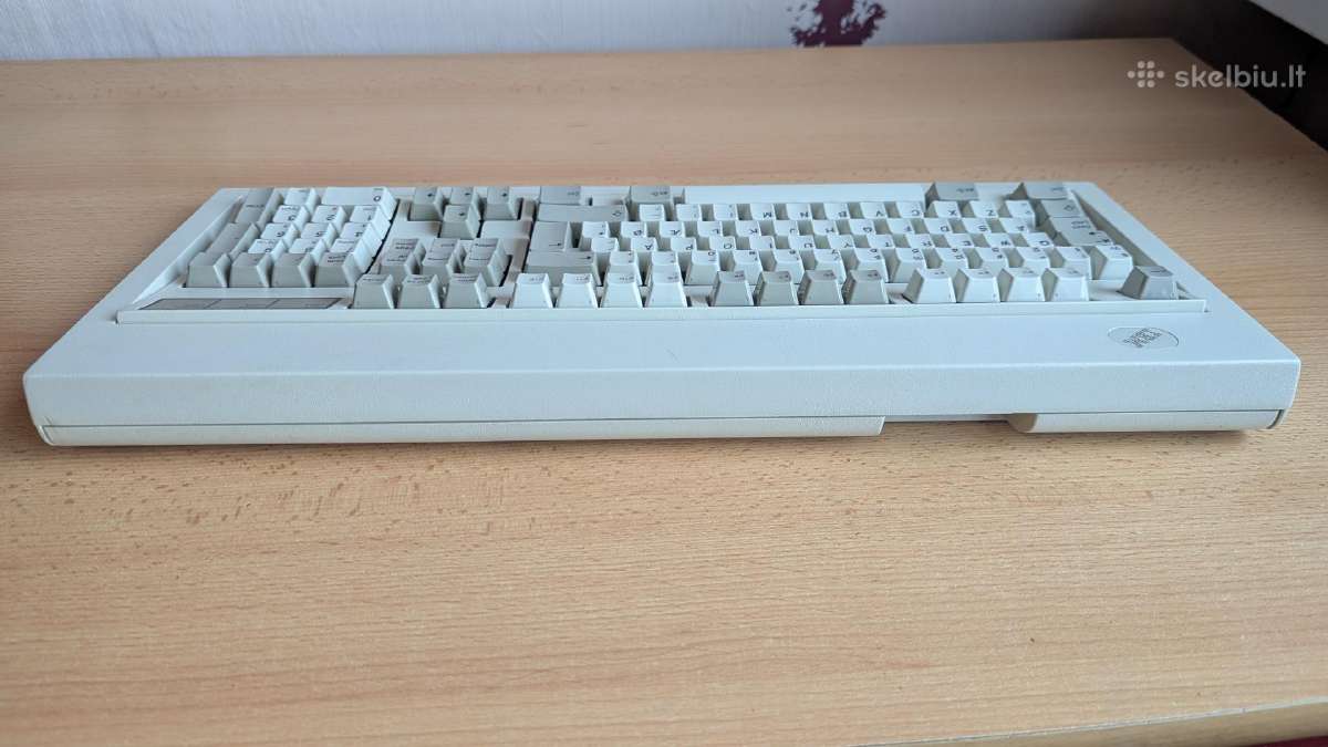 Ibm Model M mechaninė klaviatūra (1989 m) - nuotraukos Nr. 4