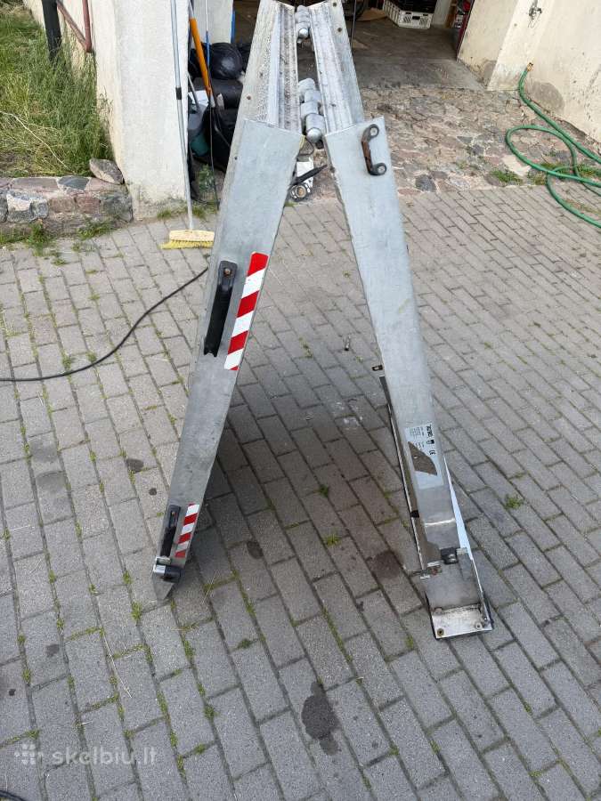 Neįgaliųjų užvažiavimo rampa - nuotraukos Nr. 4