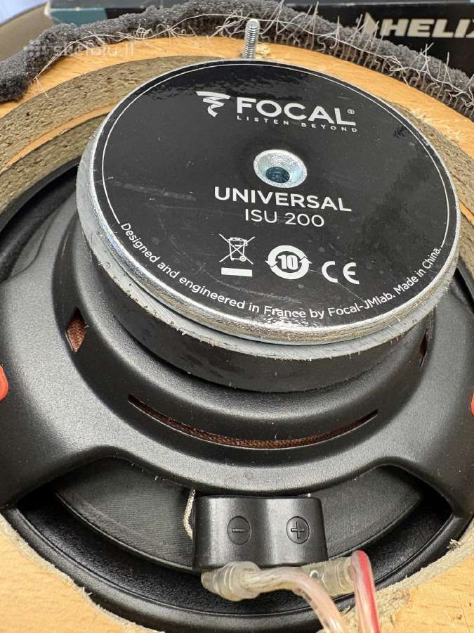 Helix P400 stiprintuvas Focal Isu 200 komponentai - nuotraukos Nr. 6