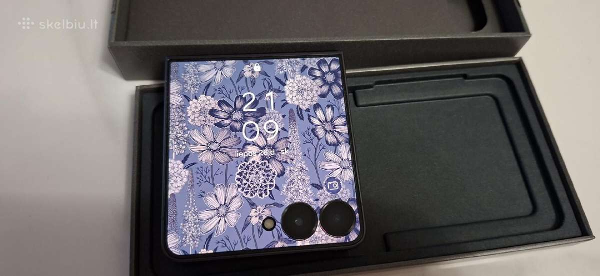 Samsung Galaxy Z Flip7 - nuotraukos Nr. 2