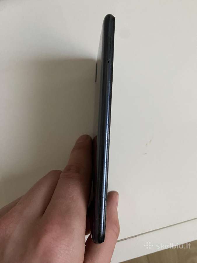 Neveikiantis Samsung Galaxy A10 - nuotraukos Nr. 4