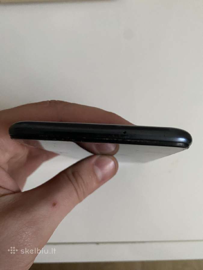 Neveikiantis Samsung Galaxy A10 - nuotraukos Nr. 7