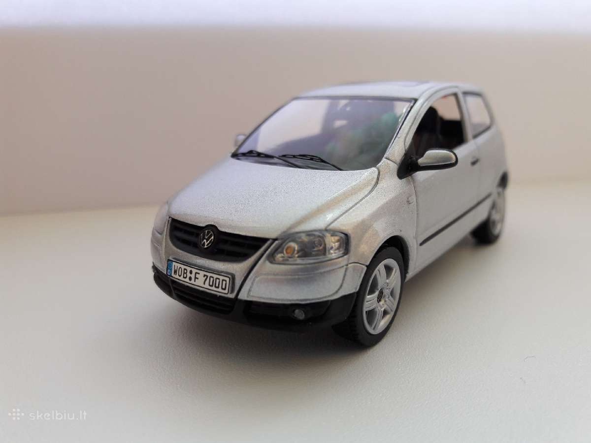 1/43 modeliukai Vw Fox - nuotraukos Nr. 2
