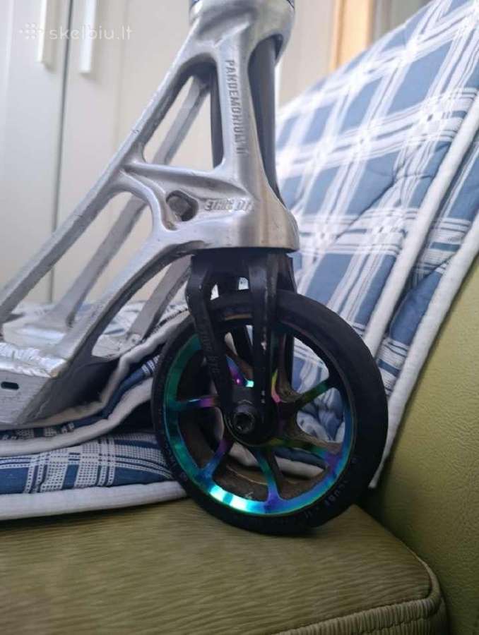 Triukinis paspirtukas custom - nuotraukos Nr. 6