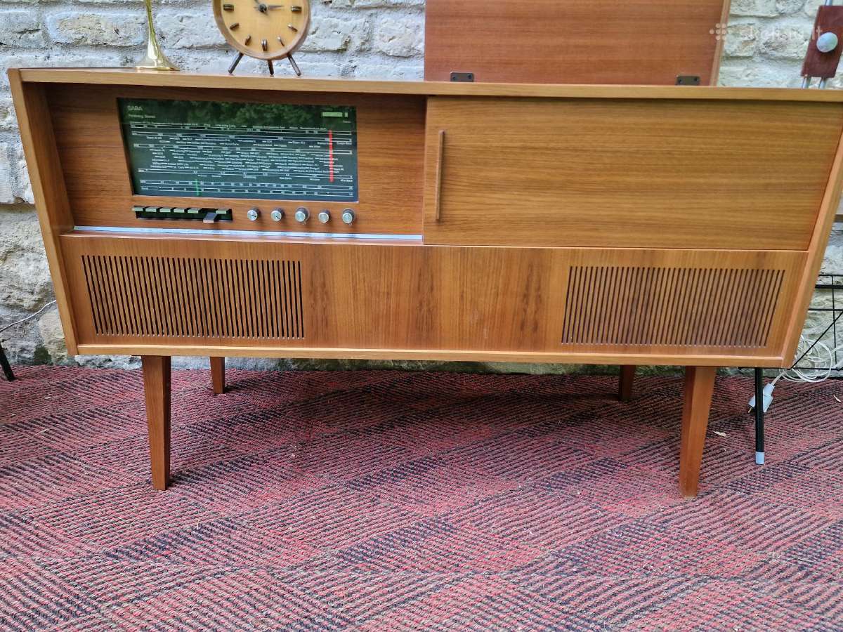 Vintažinis mid century tikmedžio audiocentras Saba - nuotraukos Nr. 12