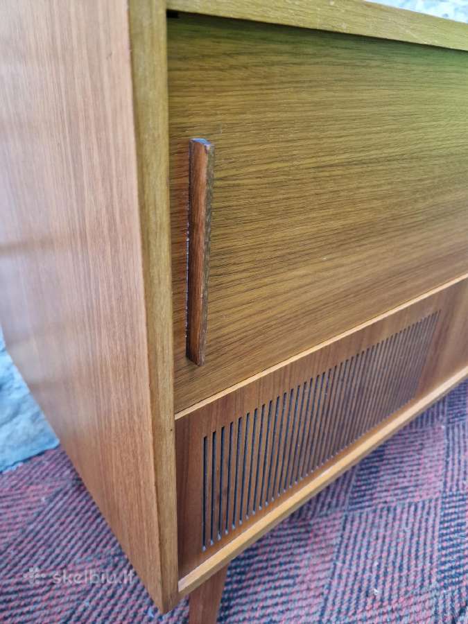 Vintažinis mid century tikmedžio audiocentras Saba - nuotraukos Nr. 17