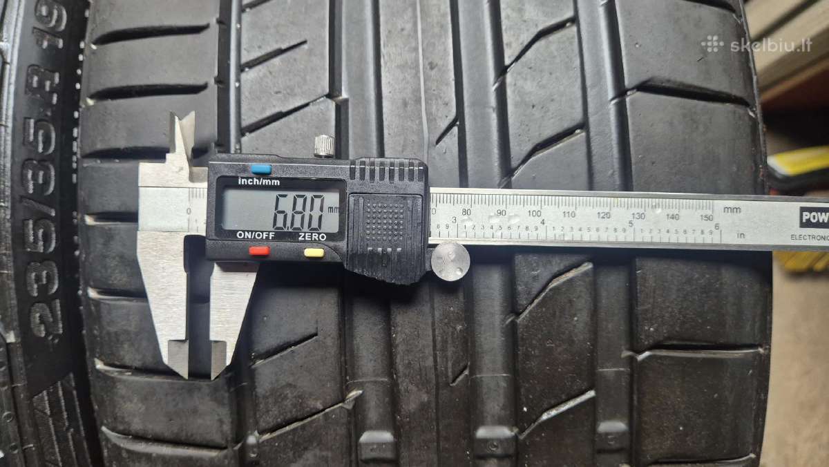 Dvi vasarinės 235/35 R19 Continental - nuotraukos Nr. 2