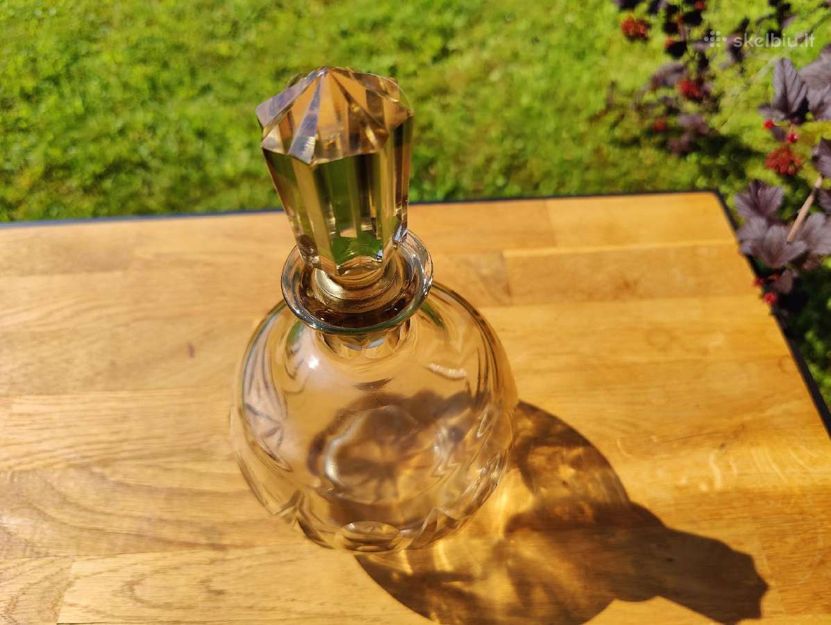 Vintažinis storo stiklo grafinas - nuotraukos Nr. 2