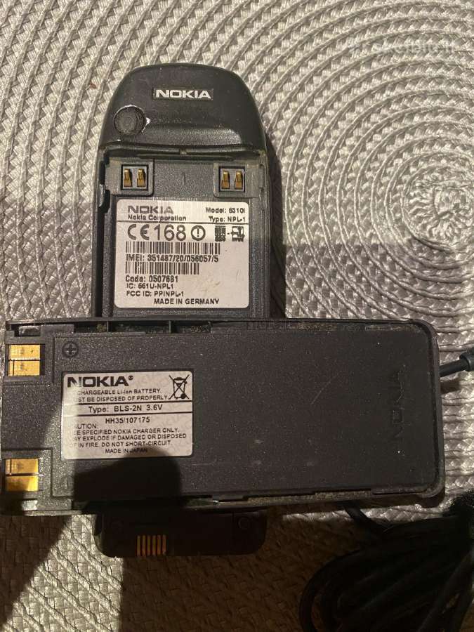 Nokia 6310i su pakrovėju - nuotraukos Nr. 2