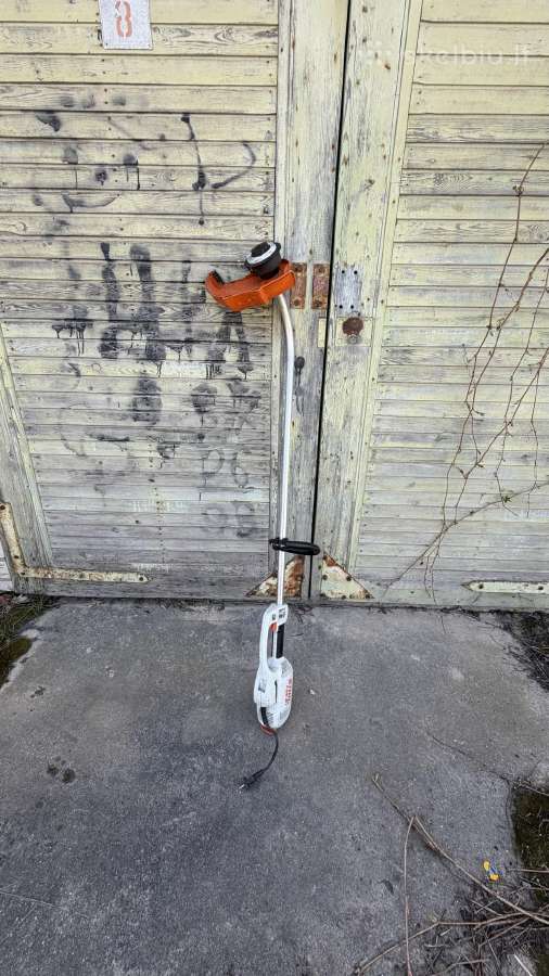 Elektrinės gyvatvorių žirklės "Gardena" :stihl - nuotraukos Nr. 4