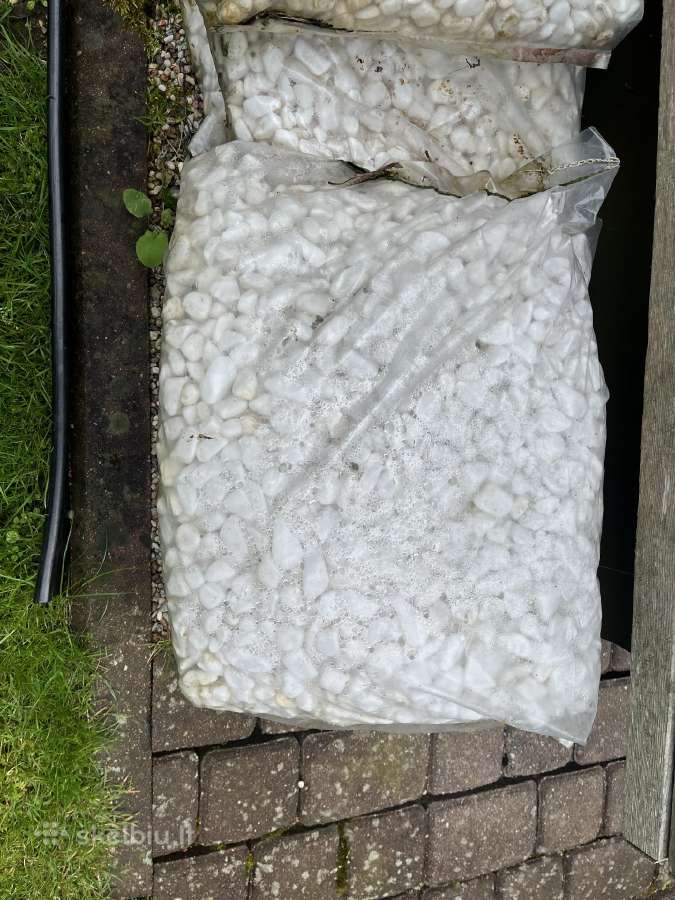 Balti dekoratyviniai akmenukai - nuotraukos Nr. 4