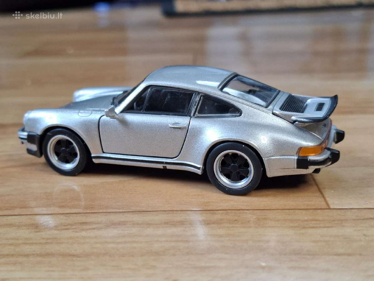 1:32 Porsche 911 - nuotraukos Nr. 2