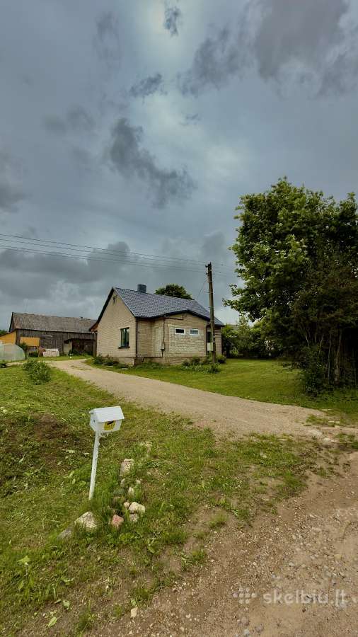 Parduodamas namas su 60a žemės - nuotraukos Nr. 2