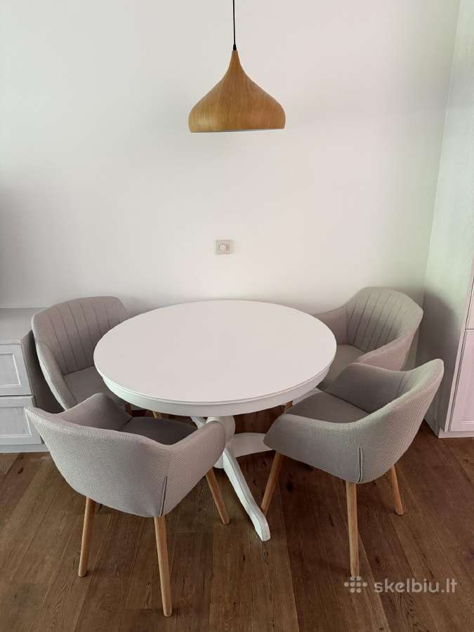 Apvalus Ikea virtuvinis stalas su kėdėmis - nuotraukos Nr. 2