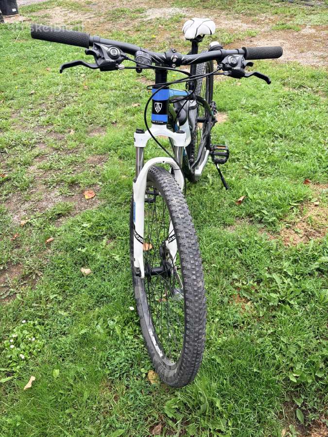 Trek dviratis - nuotraukos Nr. 3