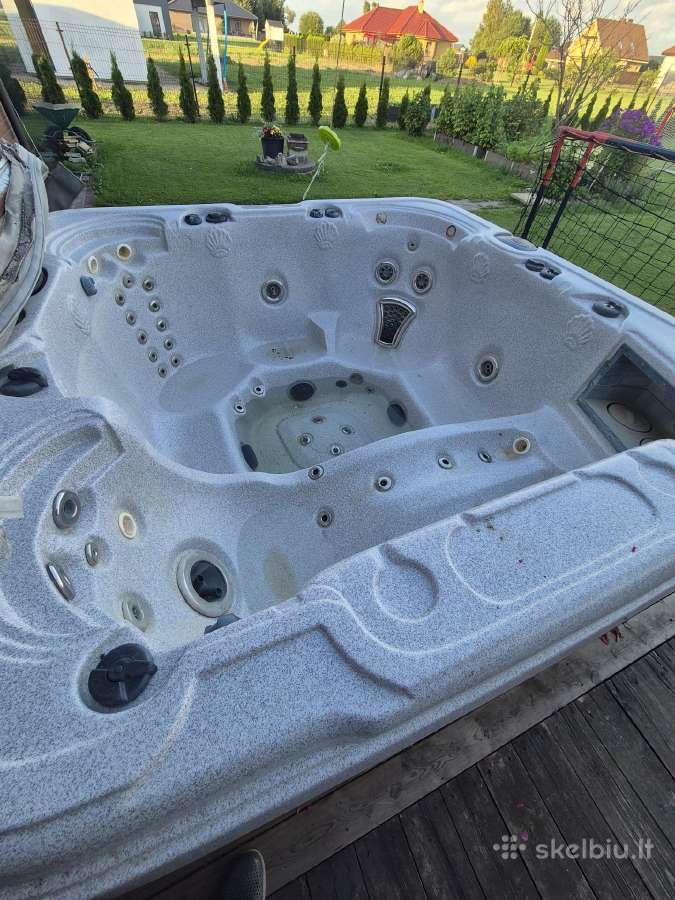 Lauko jacuzzi - nuotraukos Nr. 2
