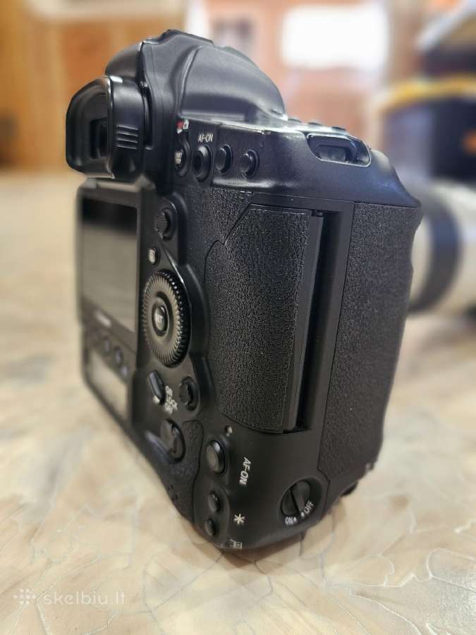 Canon EOS-1D X Mark III su linze 70-200mm 1:2.8 - nuotraukos Nr. 5