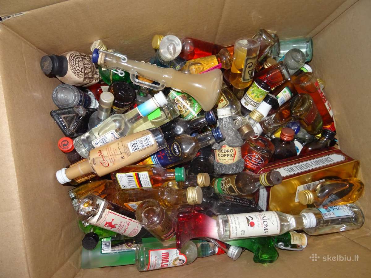Kolekcija mažų alkoholio buteliukai - nuotraukos Nr. 3