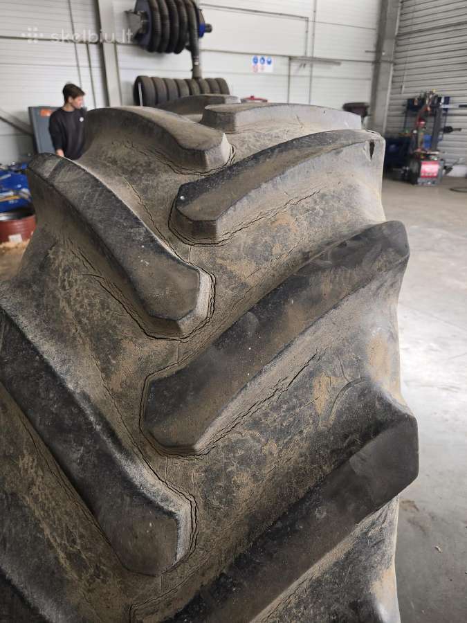 Padanga Petlas 600/70 R28 - nuotraukos Nr. 6