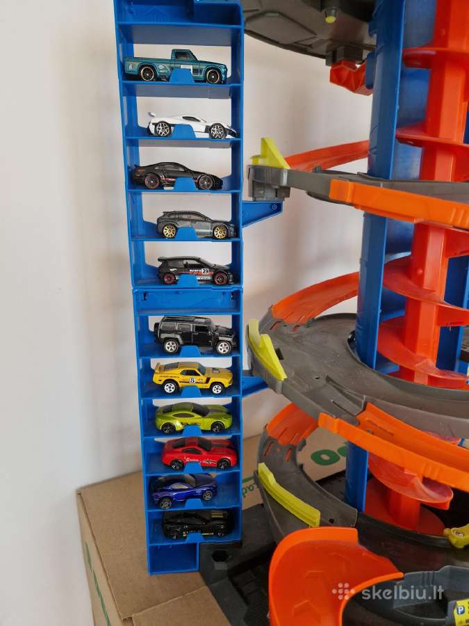 Hot wheels Mega Garage + 22 modeliukai - nuotraukos Nr. 3