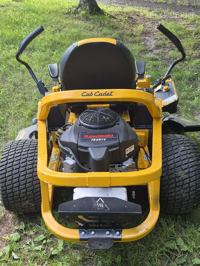 Parduodama Cub Cadet Xz5 Ultima L137 Zero Turn - nuotraukos Nr. 2