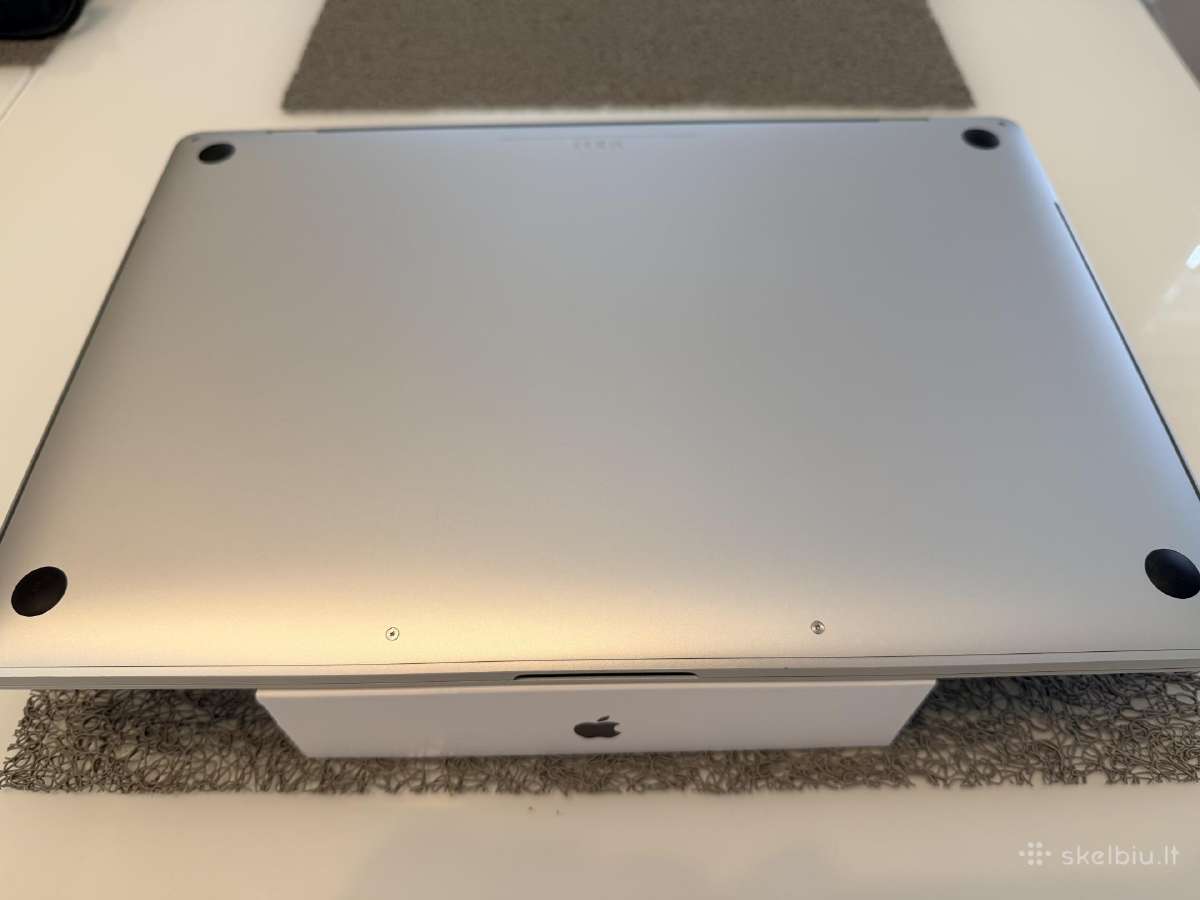 Apple MacBook Pro 16 2019 - nuotraukos Nr. 2