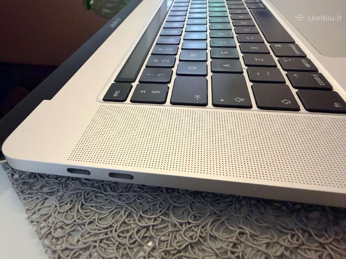 Apple MacBook Pro 16 2019 - nuotraukos Nr. 7