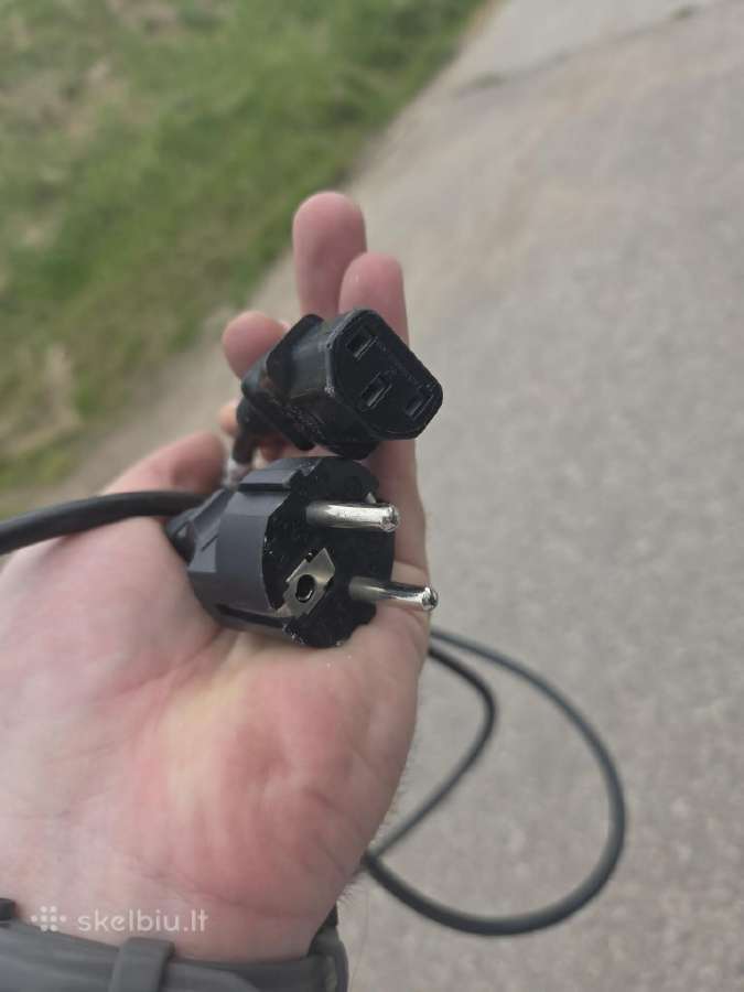 Maitinimo, Vga, Usb, Dvi-d laidai ir Displayport–d - nuotraukos Nr. 3