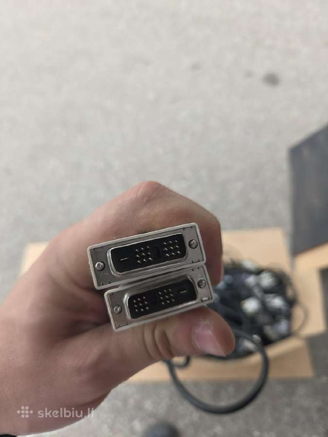 Maitinimo, Vga, Usb, Dvi-d laidai ir Displayport–d - nuotraukos Nr. 6
