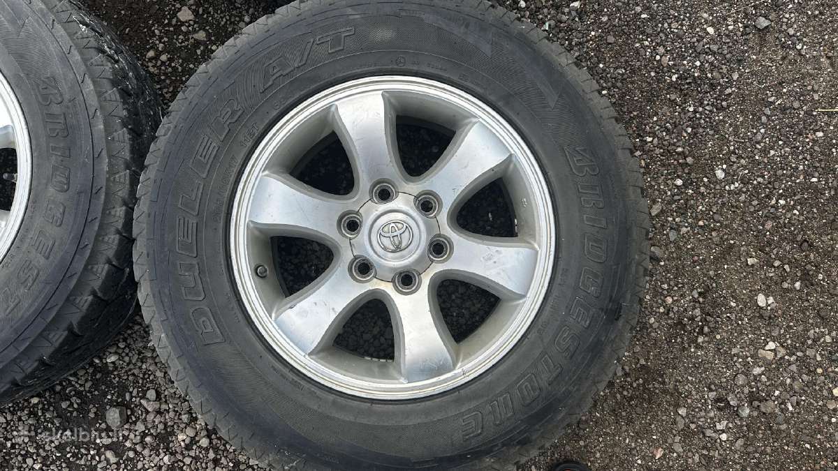 Toyota Land Cruiser ratlankiai - nuotraukos Nr. 2