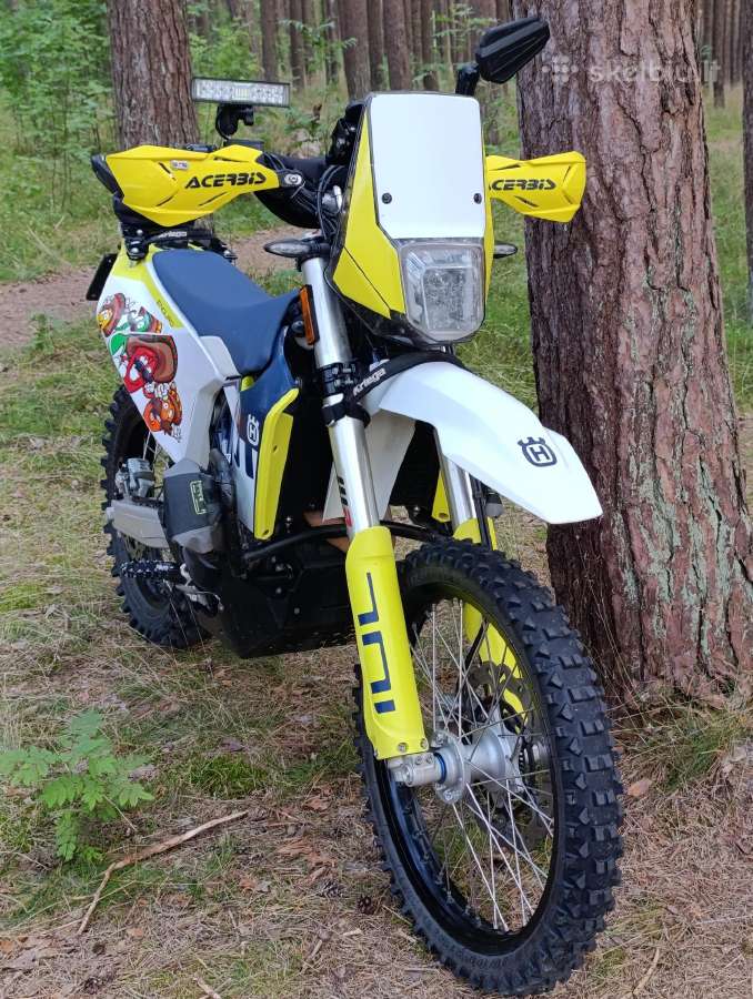 Husqvarna 701 Enduro - nuotraukos Nr. 2