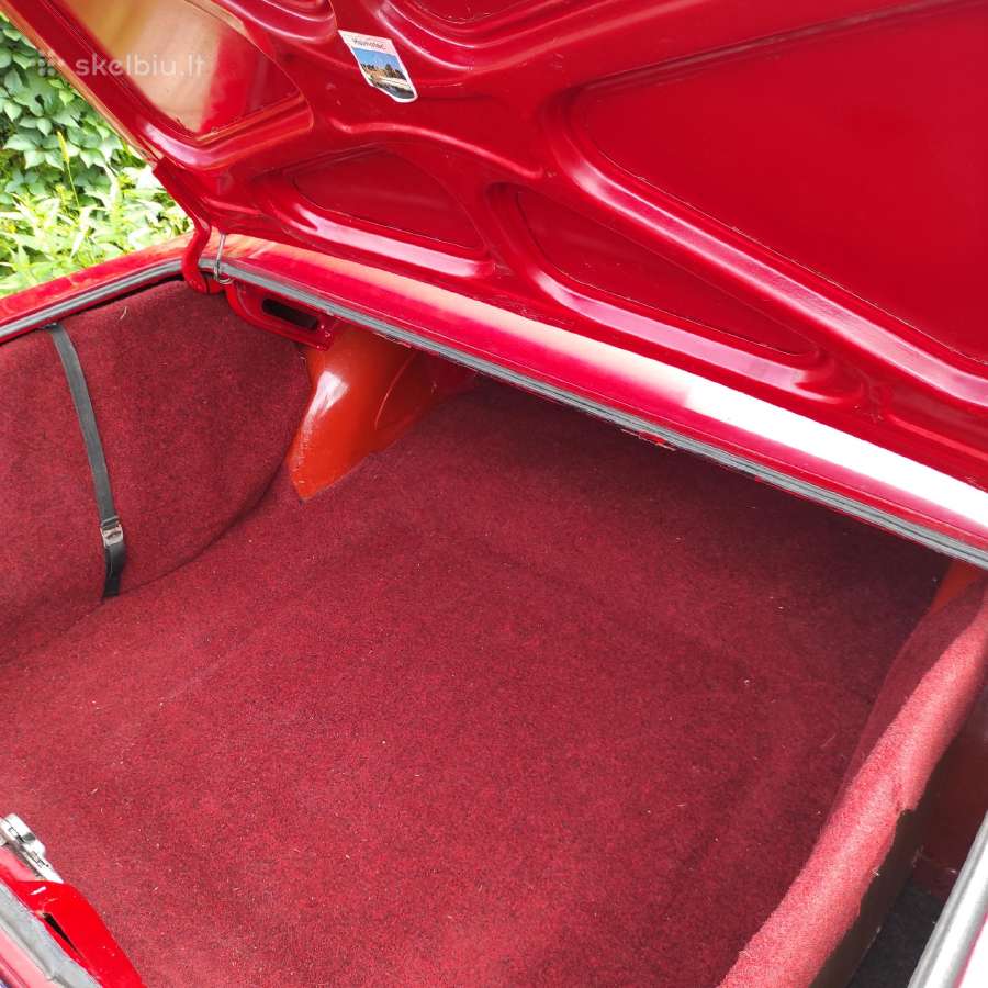 Retro automobilis Opel Rekord 1966 m. - nuotraukos Nr. 2