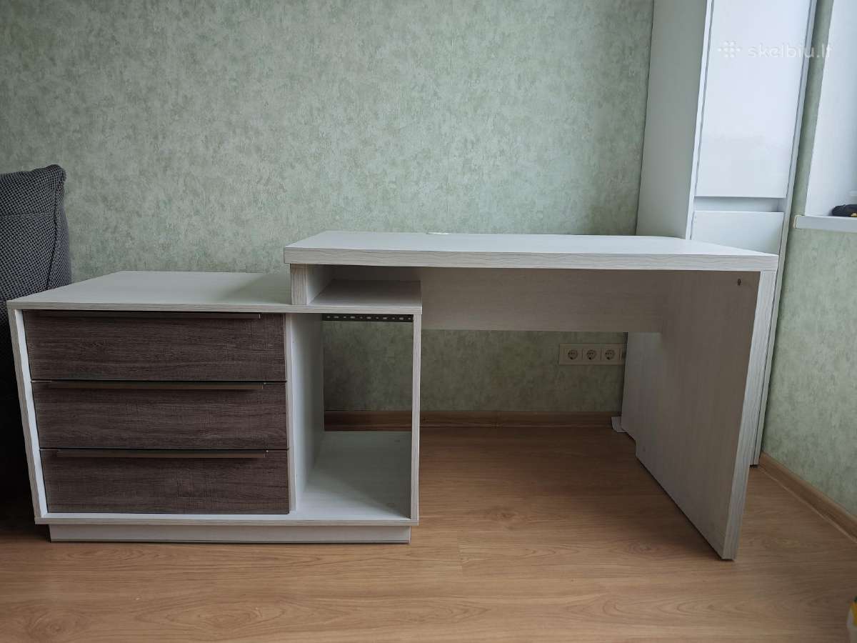Rašomasis stalas - nuotraukos Nr. 2