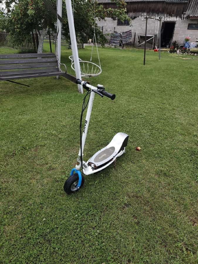 Razor 300 - nuotraukos Nr. 2
