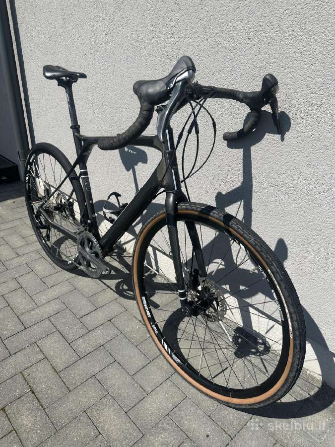 GT grade carbon dviratis L dydis - nuotraukos Nr. 2