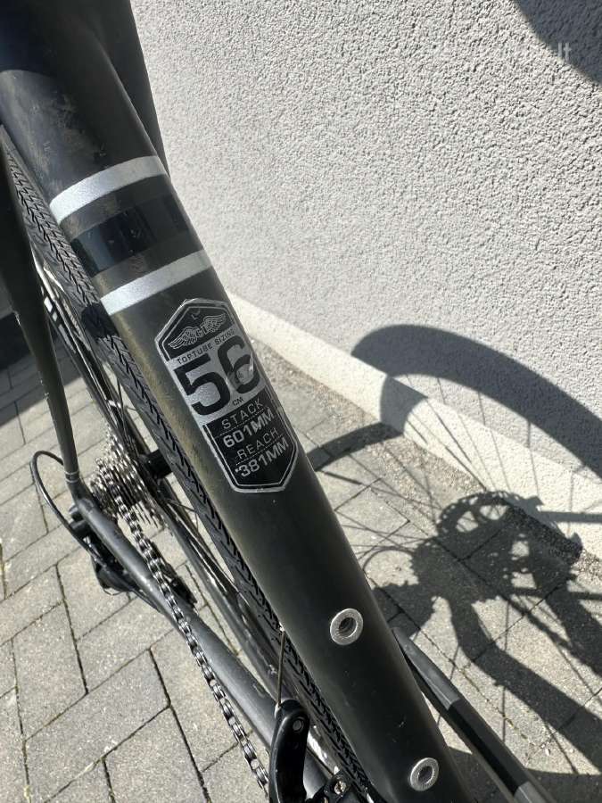 GT grade carbon dviratis L dydis - nuotraukos Nr. 4