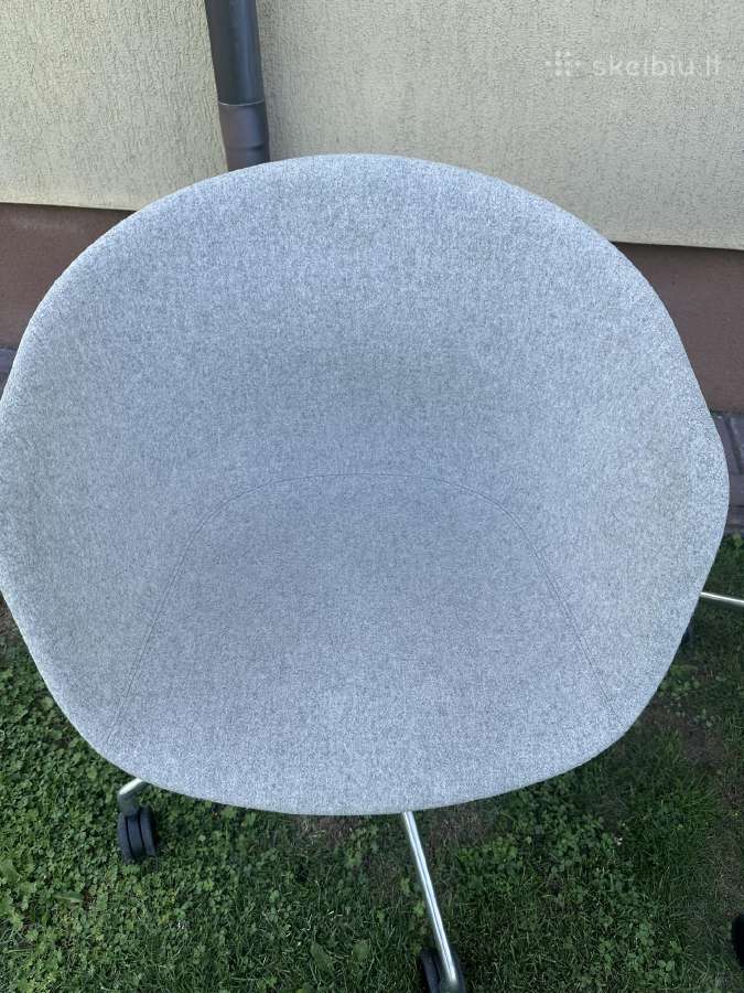 Hay About A Chair dvi kedes - nuotraukos Nr. 2