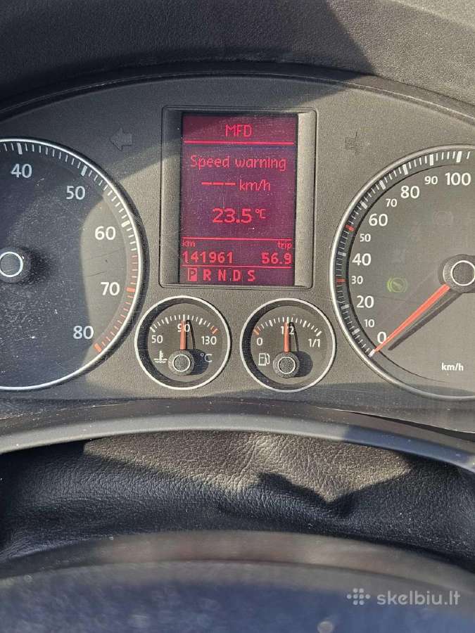Du automobiliai viename Volkswagen EOS 2.0benzinas - nuotraukos Nr. 8