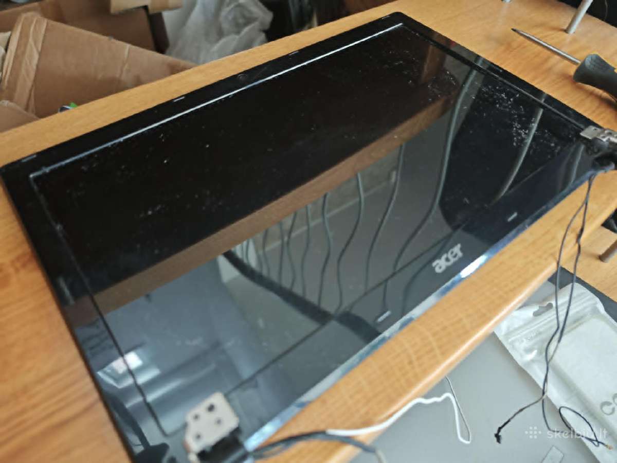 N156b6-l0b Rev.C1 matrica su Acer ekrano korpusu - nuotraukos Nr. 2