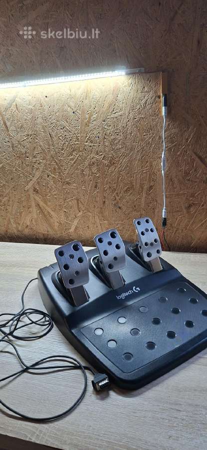Parduodu Logitech vairą G29 su pavarų dėžę. - nuotraukos Nr. 3