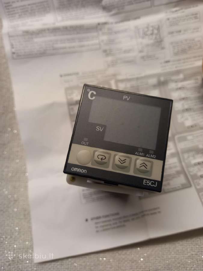 Omron E5cj-r2 reguliatorius - nuotraukos Nr. 3