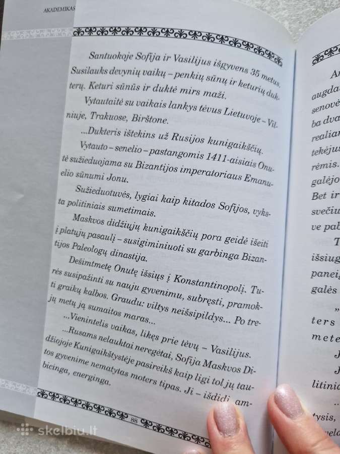 Knyga"akademikas" - nuotraukos Nr. 14